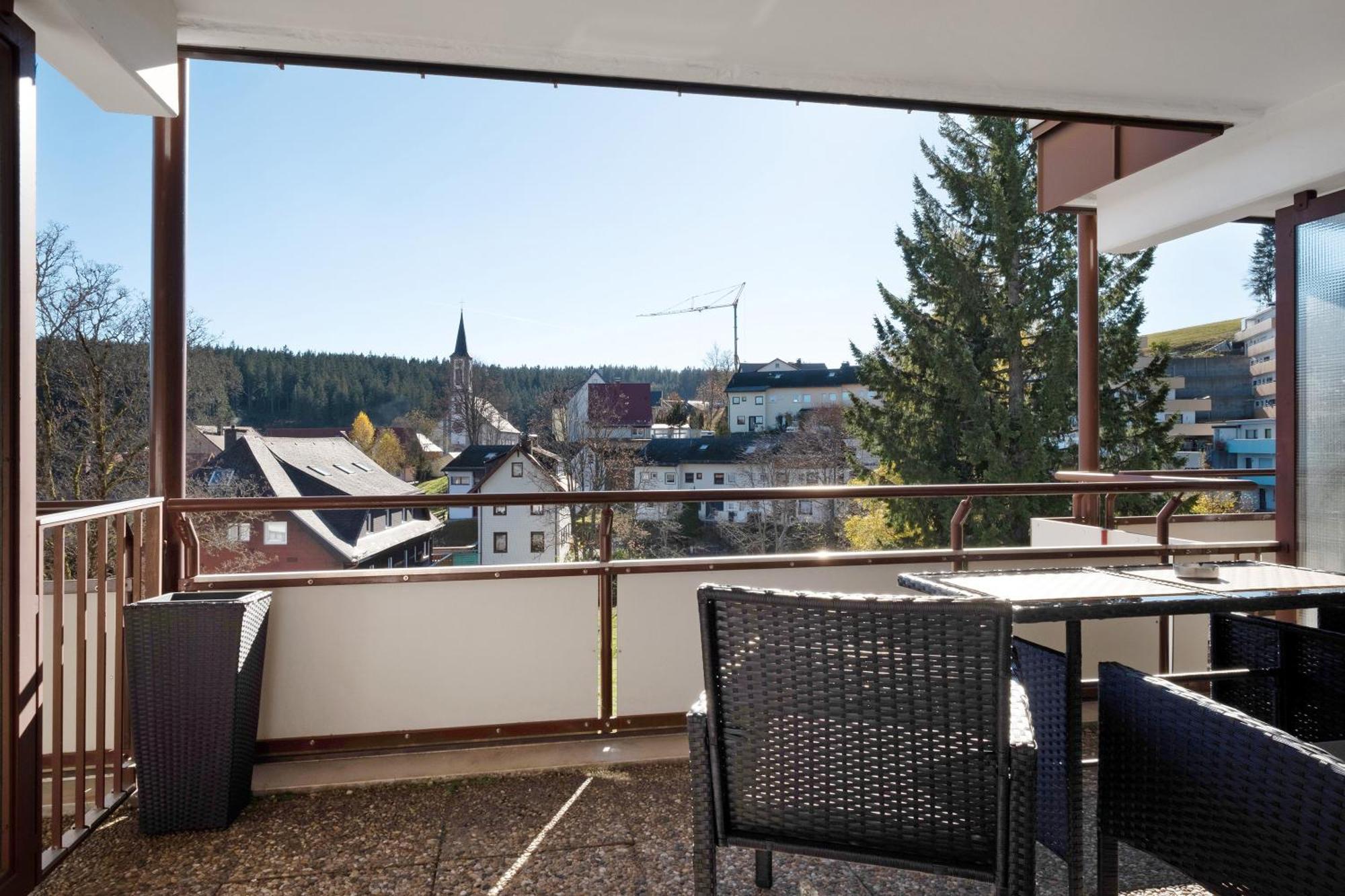 Fw Moonlight Mit Sauna, Schwimmbad Schoenwald im Schwarzwald Exterior photo